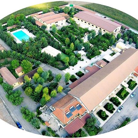 Hotel Tenuta San Francesco Barletta Exterior foto