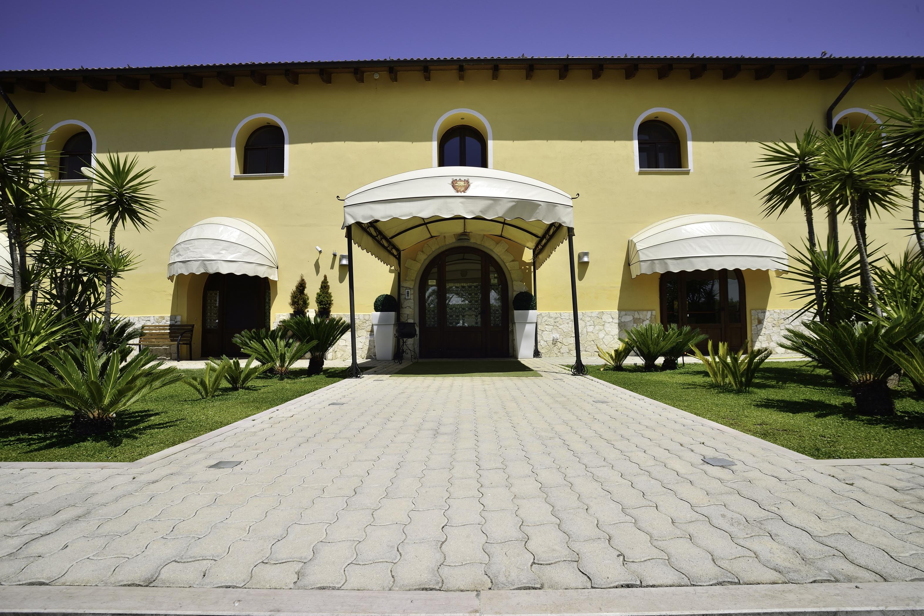 Hotel Tenuta San Francesco Barletta Exterior foto