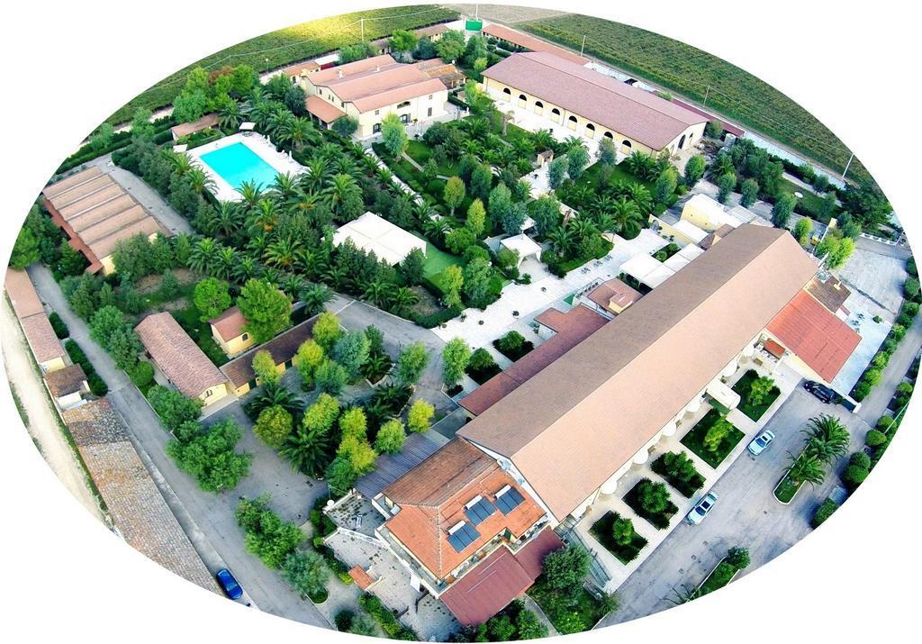 Hotel Tenuta San Francesco Barletta Exterior foto